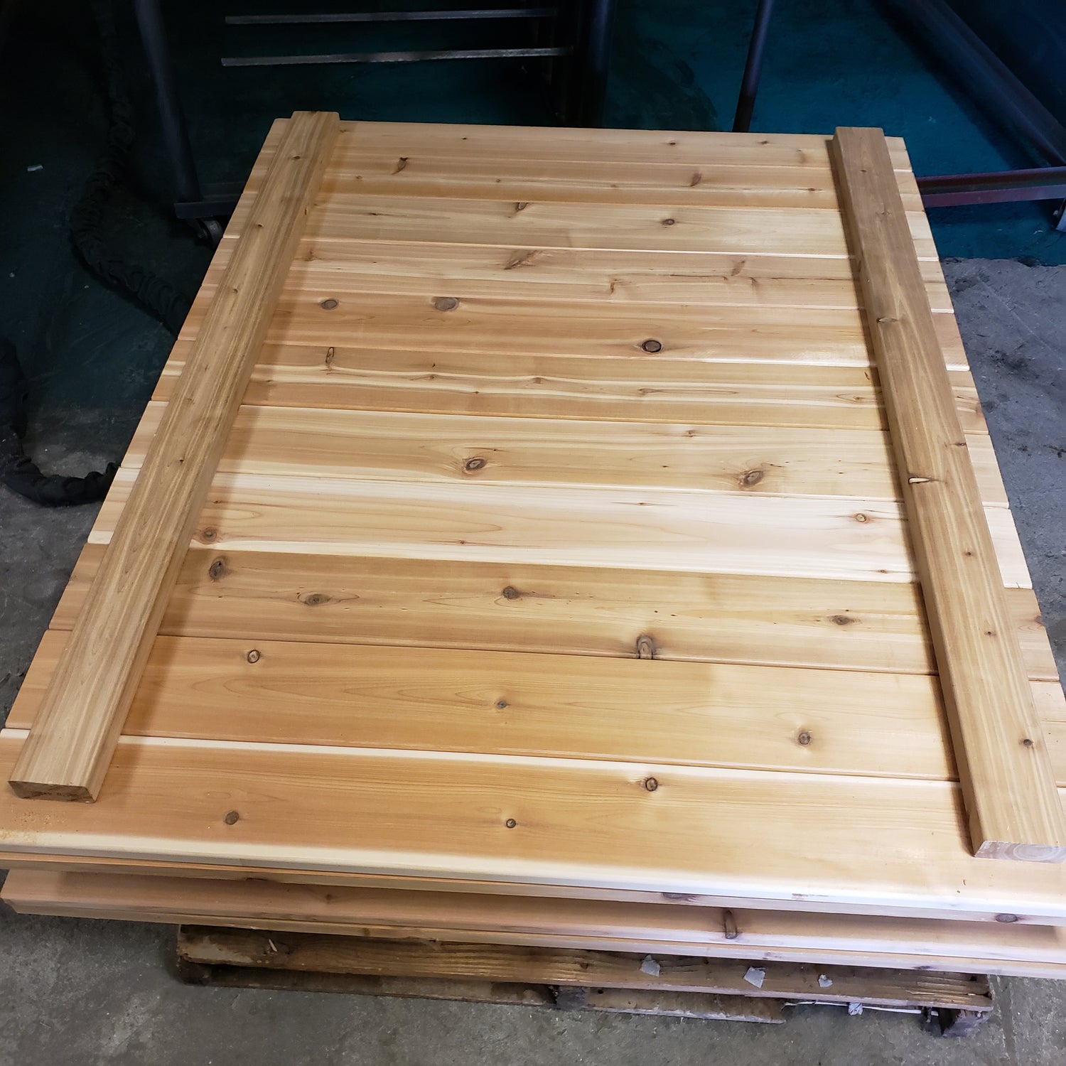 DockNBox Cedar Decking