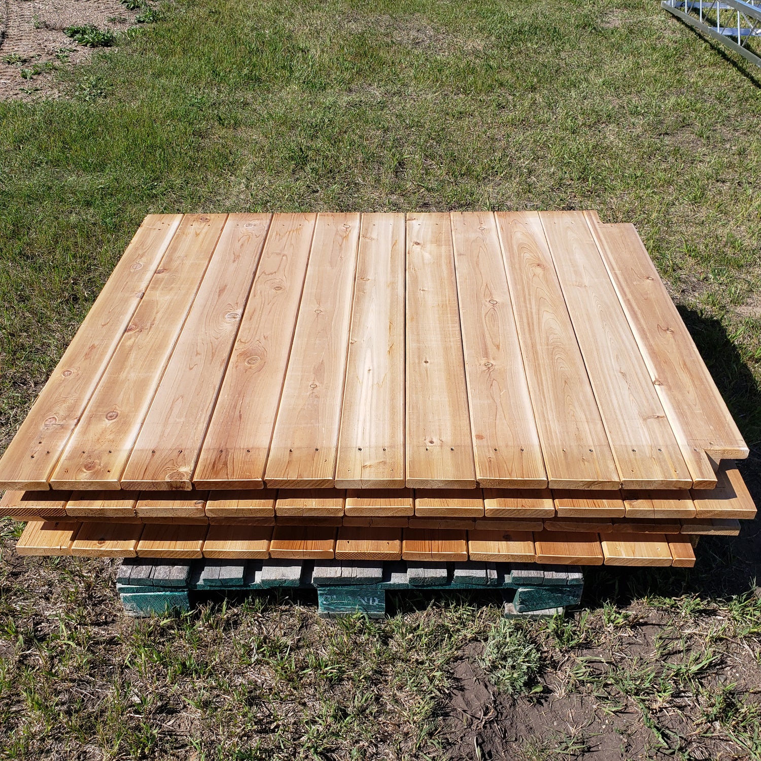 DockNBox Cedar Decking