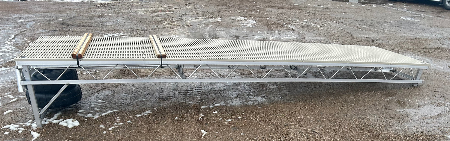5ft x 20ft Roll-In Dock